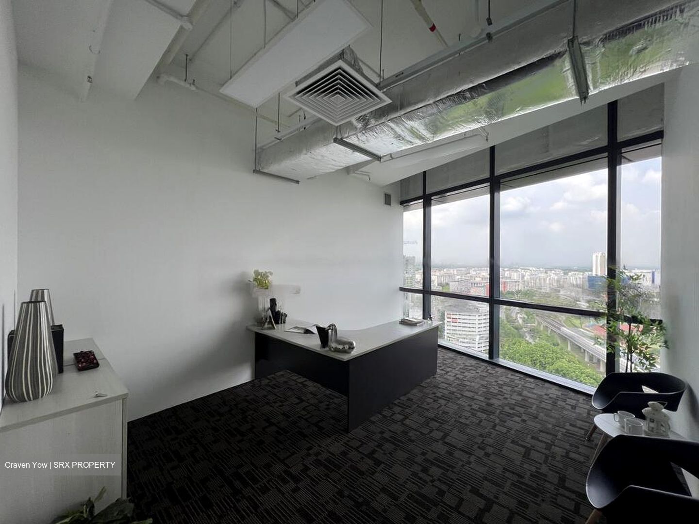 Woods Square (D25), Office #462650901